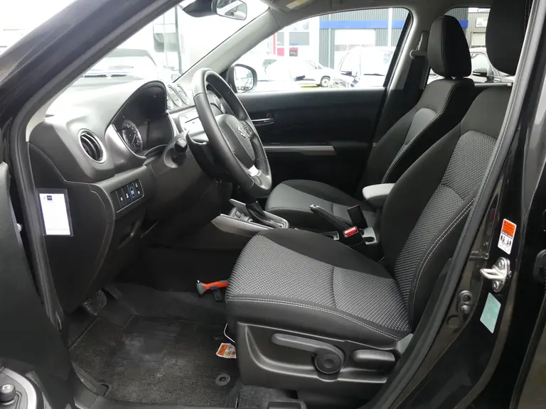 Suzuki Vitara 1.5 Hybrid Select Automaat, All season banden, adaptive Cruise, Camera afbeelding 9