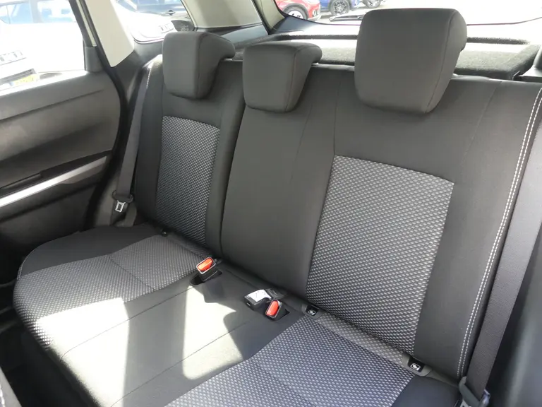 Suzuki Vitara 1.4 Boosterjet Select Smart Hybrid Nieuw Uit voorraad leverbaar! 6 jaar fabrieksgarantie! afbeelding 24