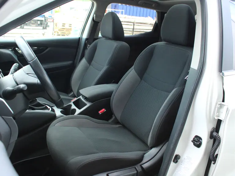 Nissan QASHQAI 1.2 N-Connecta Automaat Trekhaak, Panoramadak, Cruise en Climate Control, Achteruitrijcamera afbeelding 9
