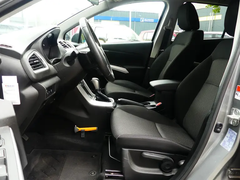 Suzuki S-Cross 1.6 Exclusive Automaat Dealer o.h., Cruise & climate control afbeelding 9