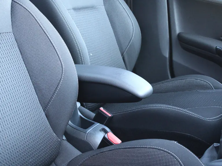 Peugeot 208 1.2 PureTech Tech 110PK Edition 5-drs Parkeerhulp voor en achter met camera, Navigatie, Apple Carplay/AndroidAuto, Panoramadak afbeelding 41