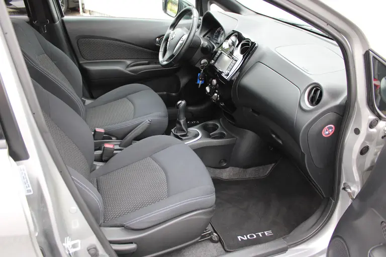 Nissan Note 1.2 Black Edition, All-Seasons, Hoge instap, Navigatie en Cruise Control! afbeelding 12