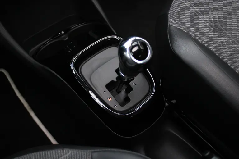Toyota Aygo 1.0 VVT-i x-pose 70PK Automaat Vouwdak Elektrisch, Navigatie, Climate Control, Carplay/Android Auto afbeelding 23