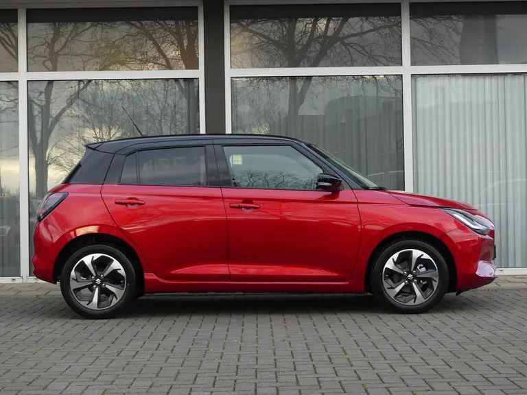 Suzuki Swift 1.2 Style Smart Hybrid 16'' gepolijste wielen, Climate Control, Navigatie afbeelding 2