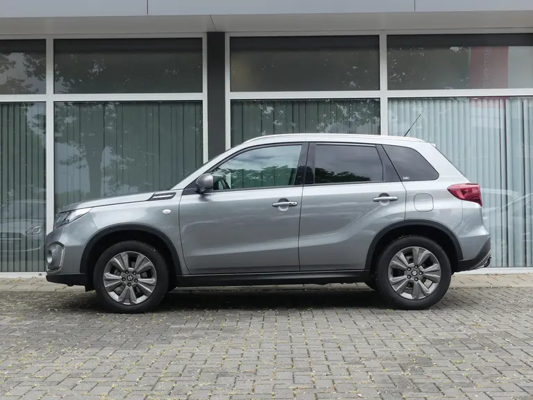 Suzuki Vitara 1.4 Boosterjet Select Smart Hybrid Automaat Trekhaak, Navigatie, Cruice & Climate control afbeelding 3