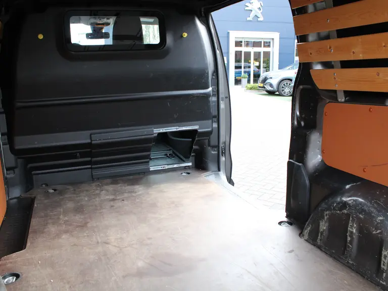 Peugeot Expert Sport Edition 2.0 BlueHDI 180PK 227S EAT6 Automaat Lederen bekleding, Navigatie, Trekhaak, Xenon koplampen,  Automaat, Pack Moduwork afbeelding 13