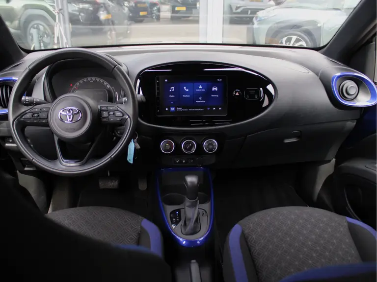 Toyota Aygo X 1.0 VVT-i S-CVT Pulse Automaat Adaptieve Cruise Control, Carplay/Android Auto, Achteruitrijcamera, Airco afbeelding 15