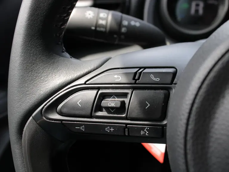 Toyota Yaris Dynamic 1.5 Hybrid 115PK Automaat Lichtmetalen velgen, Achteruitrij camera, Climate Control, KeylessEntry, AppleCarplay/Android Auto Navigatie afbeelding 25