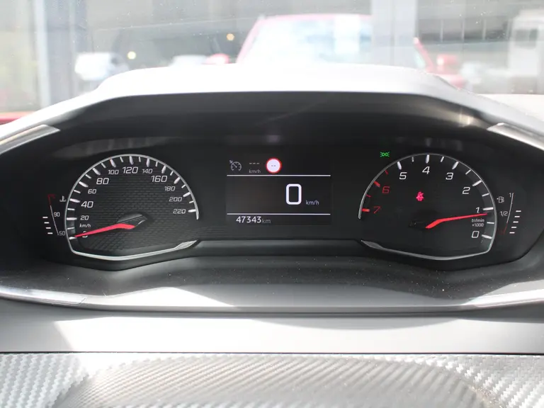 Peugeot 2008 1.2 PureTech Allure Camera, Trekhaak, Navigatie afbeelding 13
