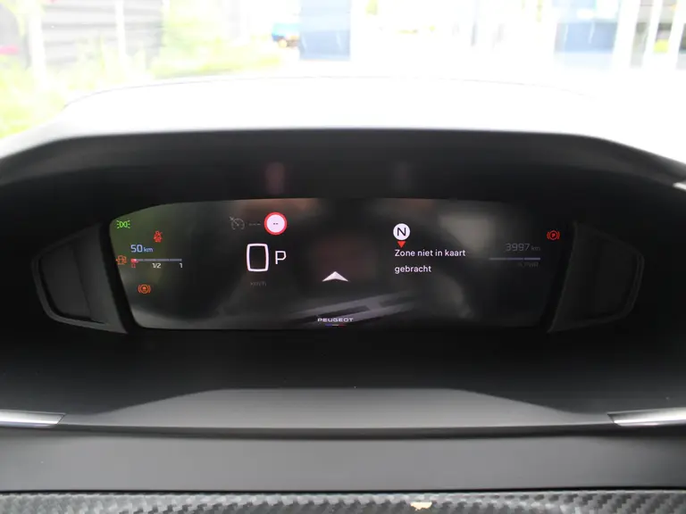 Peugeot 208 Allure Hybrid 100PK e-DCS6 Automaat Navigatie, Parkeerhulp voor & achter, Camera achter, Climate Control afbeelding 14