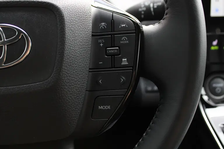 Toyota Bz4x Dynamic 71 kWh Trekhaak, Navigatie, Stoelverwarming, Stuur Verwarmd, Cruise Control Adaptief afbeelding 37