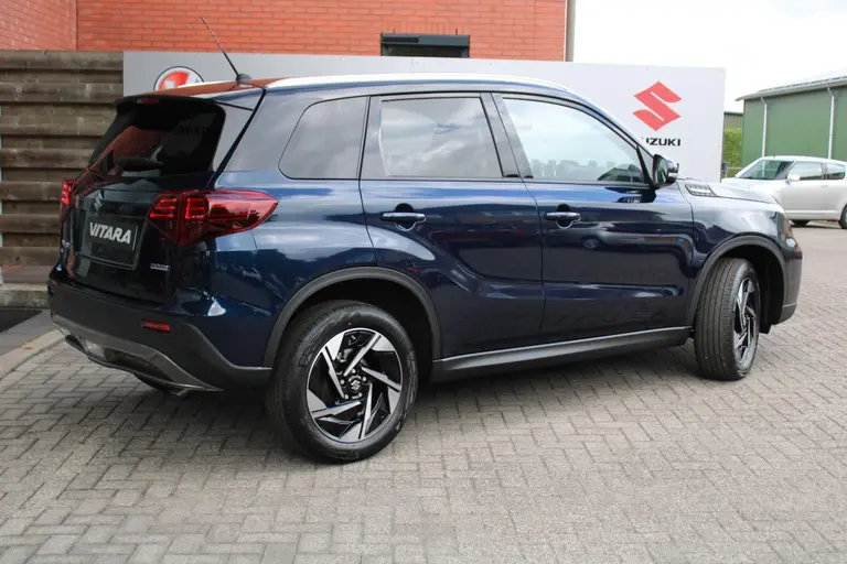 Suzuki Vitara 1.4 Boosterjet Style Smart Hybrid , Panoramdak, NIEUW met 6 JAAR GARANTIE! afbeelding 4