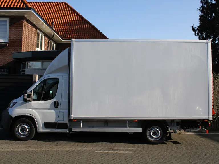 Peugeot Boxer 2.2 BlueHDi 140PK Automaat L3 3.5t Citybox Bakwagen/Laadbak/Citybox Navigatie, LED Koplampen, Laadklep, Draadloze Telefoonlader, Camera Achter afbeelding 6