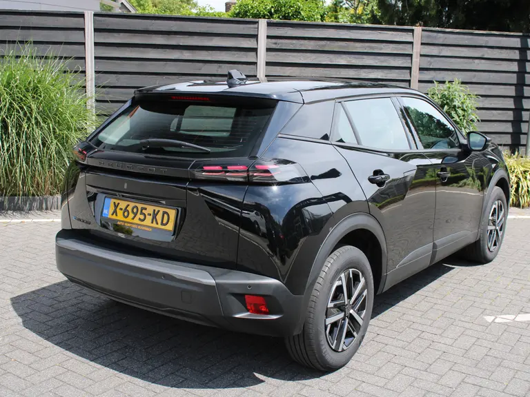 Peugeot e-2008 Active 54 kWh 156pk Navigatie, Achteruitrijcamera, Apple Carplay, Android Auto, Climate Control, Cruise Control afbeelding 7