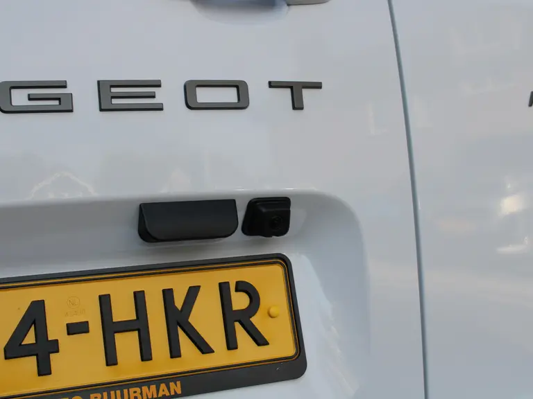 Peugeot Partner 1.5 BlueHDi 100PK S&S L1 Navigatie, Achteruitrijcamera, Trekhaak, Dab, Bluetooth, Parkeersensoren voor & achter afbeelding 11