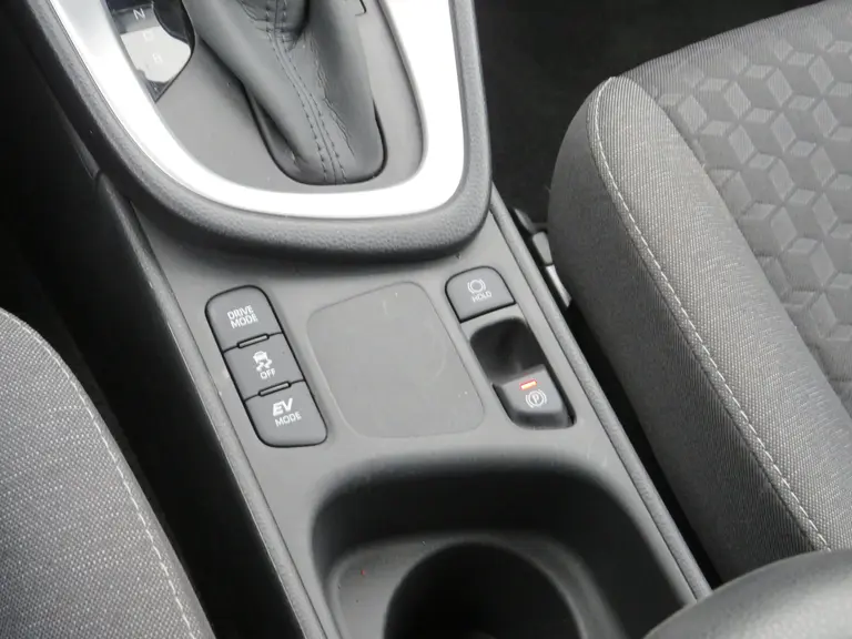 Toyota Yaris 1.5 Hybrid Dynamic, Automaat, ORG NL, 10.000 KM. LM-Velgen, Apple carplay/Androidauto afbeelding 24