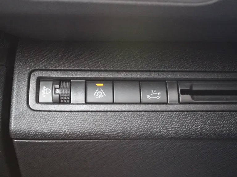 Peugeot 3008 1.2 PureTech 130PK Allure Automaat Navigatie, Achteruitrijcamera, Keyless, Elektrische Achterklep, Perkeersensoren afbeelding 19