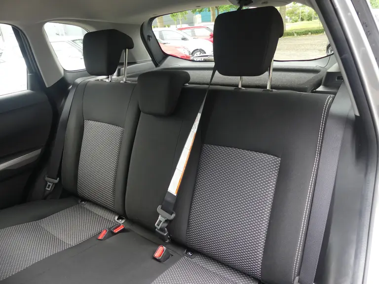 Suzuki Vitara 1.4 Boosterjet Select Smart Hybrid Automaat Trekhaak, Navigatie, Cruice & Climate control afbeelding 26