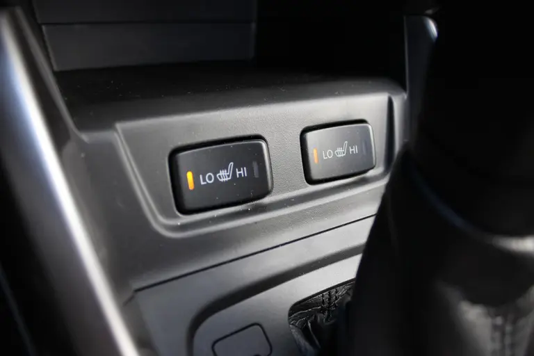 Suzuki Vitara 1.5 Hybrid Style Demo Voordeel, Parkeersensoren Draadloos Carplay en Panorama Dak. afbeelding 21