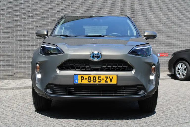 Toyota Yaris Cross 1.5 Hybrid Active Automaat, Airco, Adaptive CruiseControl, Achteruitrijcamera, 16"inch LM velgen. Gereserveerd afbeelding 5