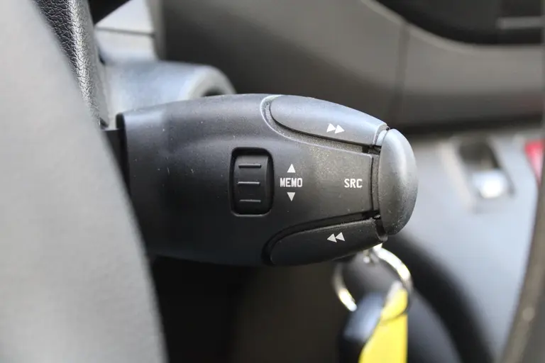 Peugeot Partner 120 1.6 BlueHDi 75 L1 Première Trekhaak, Parkeersensor achter, Cruise Control, Airco afbeelding 16