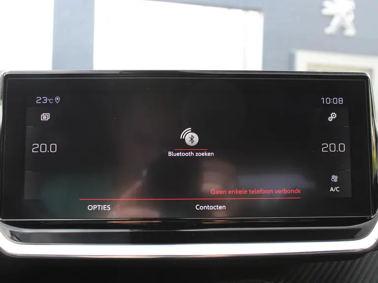 Peugeot 2008 GT-Line 1.2 PureTech 130PK Trekhaak, Navigatie, Achteruitrijcamera, Keyless Start, Parkeersensoren afbeelding 29