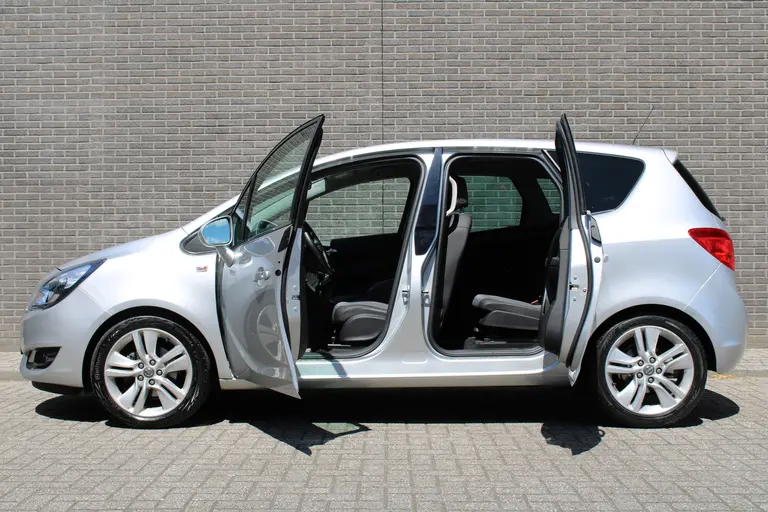 Opel Meriva 1.4 Turbo Automaat, Navigatie, Airco, Hoge Instap, met Winterbanden, 38000KM! afbeelding 3