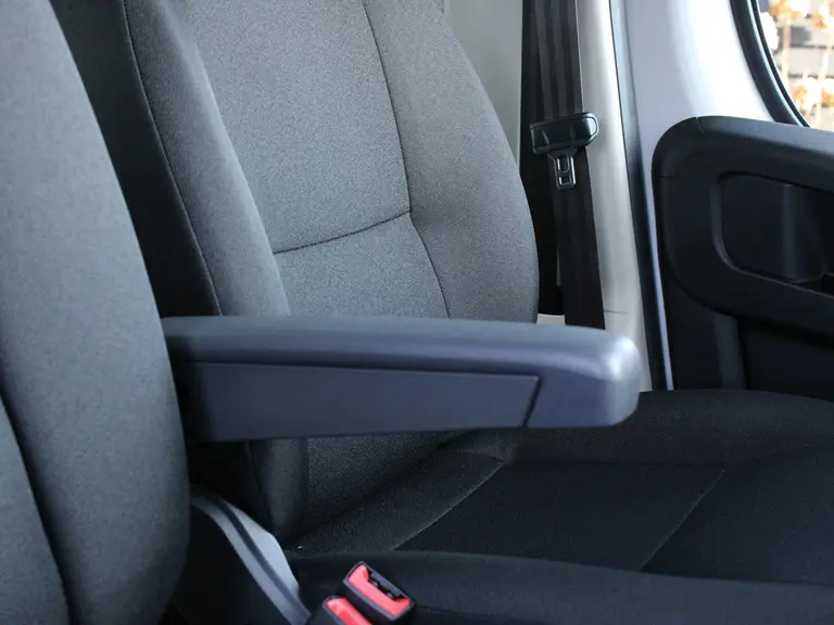 Peugeot Boxer 2.2 BlueHDi 140PK Automaat L3 3.5t Citybox Bakwagen/Laadbak/Citybox Navigatie, LED Koplampen, Laadklep, Draadloze Telefoonlader, Camera Achter afbeelding 39