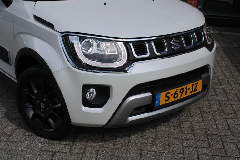 Suzuki Ignis 1.2 Smart Hybrid Style , Stijl, Navigatie, Cruise Control, Climate Control, Keyless Entry afbeelding 32
