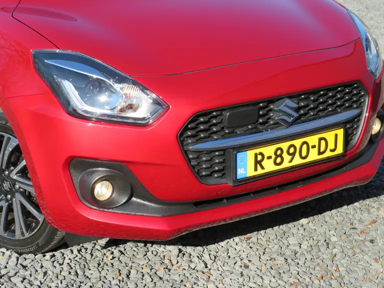 Suzuki Swift 1.2 Stijl/Style Smart Hybrid, Trekhaak, Camera, Climate Control, Android/Apple Carplay en Dealer onderhouden! afbeelding 35