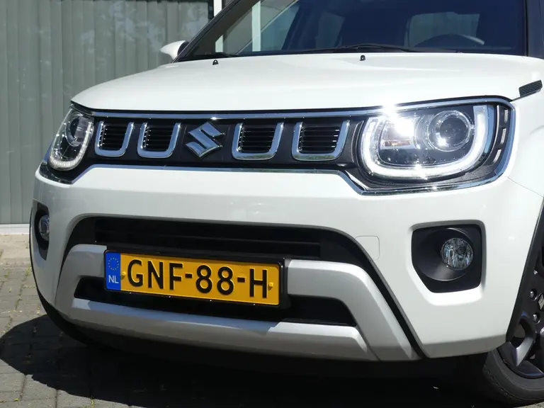 Suzuki Ignis 1.2 Smart Hybrid Style Navigatie, Achteruitrijcamera, Cruise Control afbeelding 28