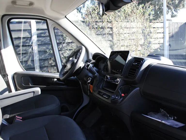 Peugeot Boxer 2.2 BlueHDi 140PK Automaat L3 3.5t Citybox Bakwagen/Laadbak/Citybox Navigatie, LED Koplampen, Laadklep, Draadloze Telefoonlader, Camera Achter afbeelding 36