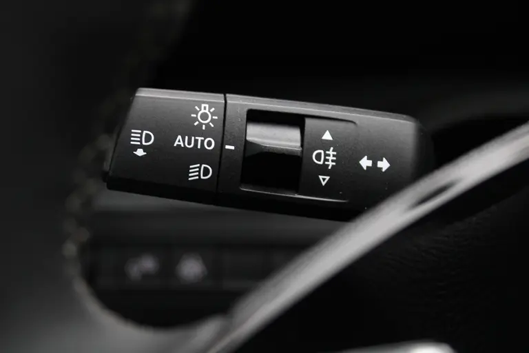 Citroën ë-C3 Max 44 kWh Interieur Voorverwarming, Head-Up Display, Cruise en Climate Control, Carplay/Android Auto afbeelding 36