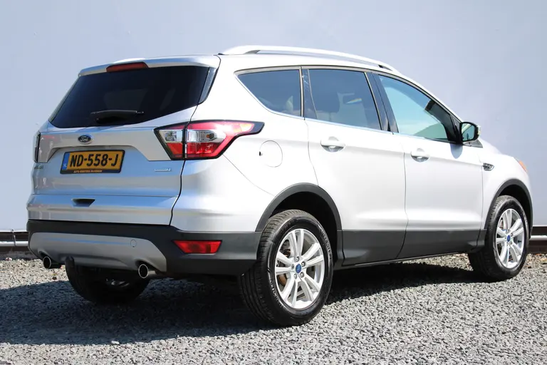 Ford Kuga 1.5 EcoBoost Trend Ultimate,Trekhaak, 120pk, Navigatie, Cruise Control, Keyless start afbeelding 4