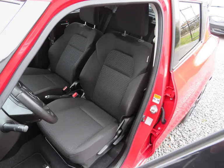 Suzuki Swift 1.2 Select, 17 inch LM-Velgen, Camera, Dealer onderhouden met Applecarplay/Androidauto afbeelding 10