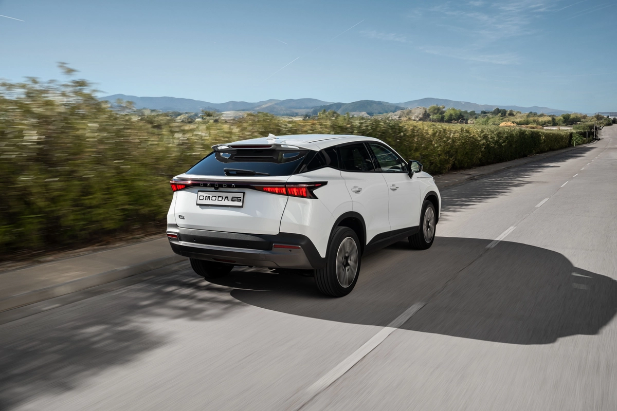 Omoda 5 EV Auto Versteeg Buurman Barneveld (5).JPG