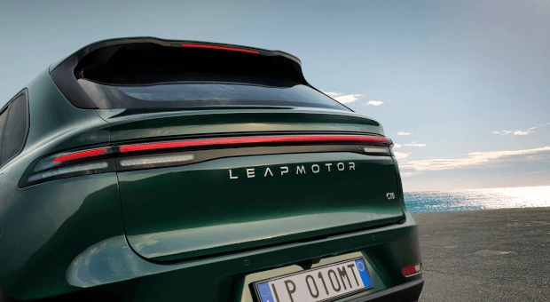 2 new Leapmotor c10 Auto Versteeg Buurman Voorthuizen Barneveld Ede Veenendaal Apeldoorn Deventer Ermelo.png