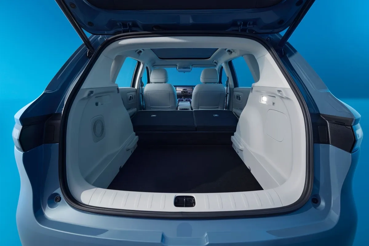 new Leapmotor B10 Auto Versteeg Buurman Voorthuizen Barneveld Ede Veenendaal Apeldoorn Deventer Ermelo.jpg (7).webp